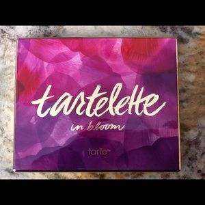 Tartelette in Bloom Eyeshadow palette
